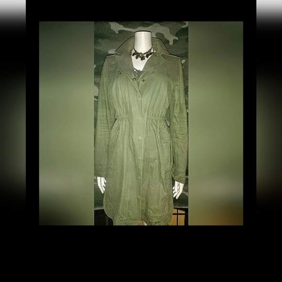 "Mo : Vint" Green 3/4 Jacket - Picture 2 of 16
